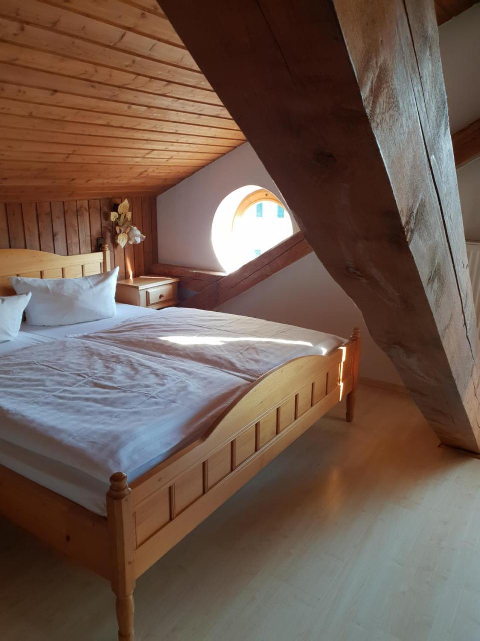 Landgasthof Bock Hotel Gauting Exterior foto